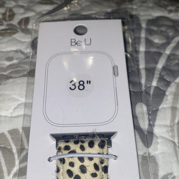 NWT Be U 38” Ivory Animal Print Watch Band for Apple Watch - Picture 2 of 5